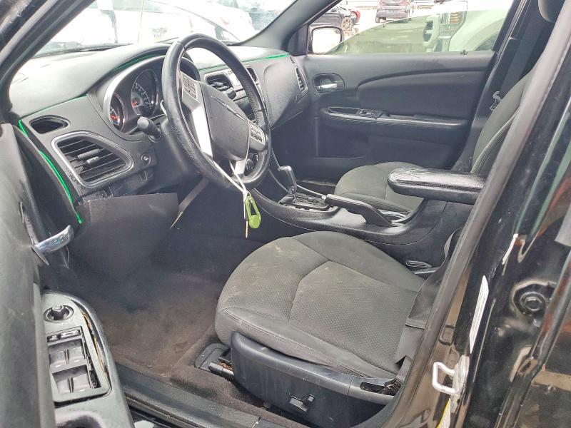 47028636 :رقم المزاد ، 1C3BC1FG6BN550081 vin ، 2011 Chrysler 200 مزاد بيع