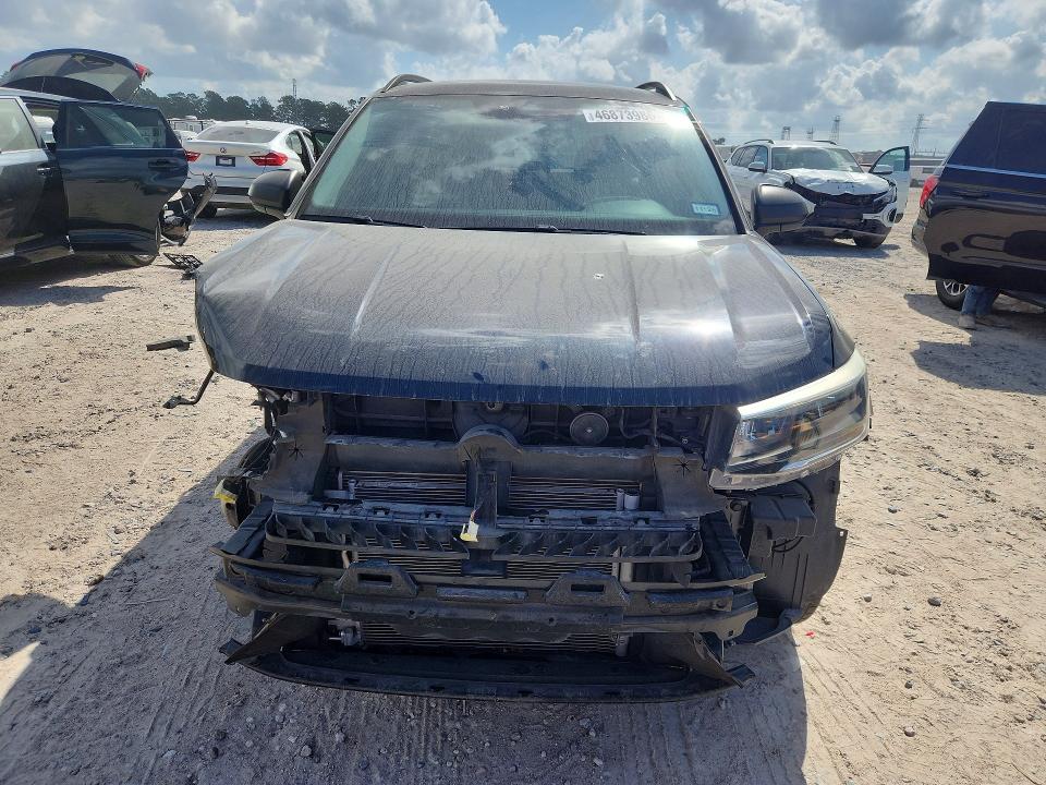 46873986 :رقم المزاد ، 3VVDX7B27NM011622 vin ، 2022 Volkswagen Taos مزاد بيع