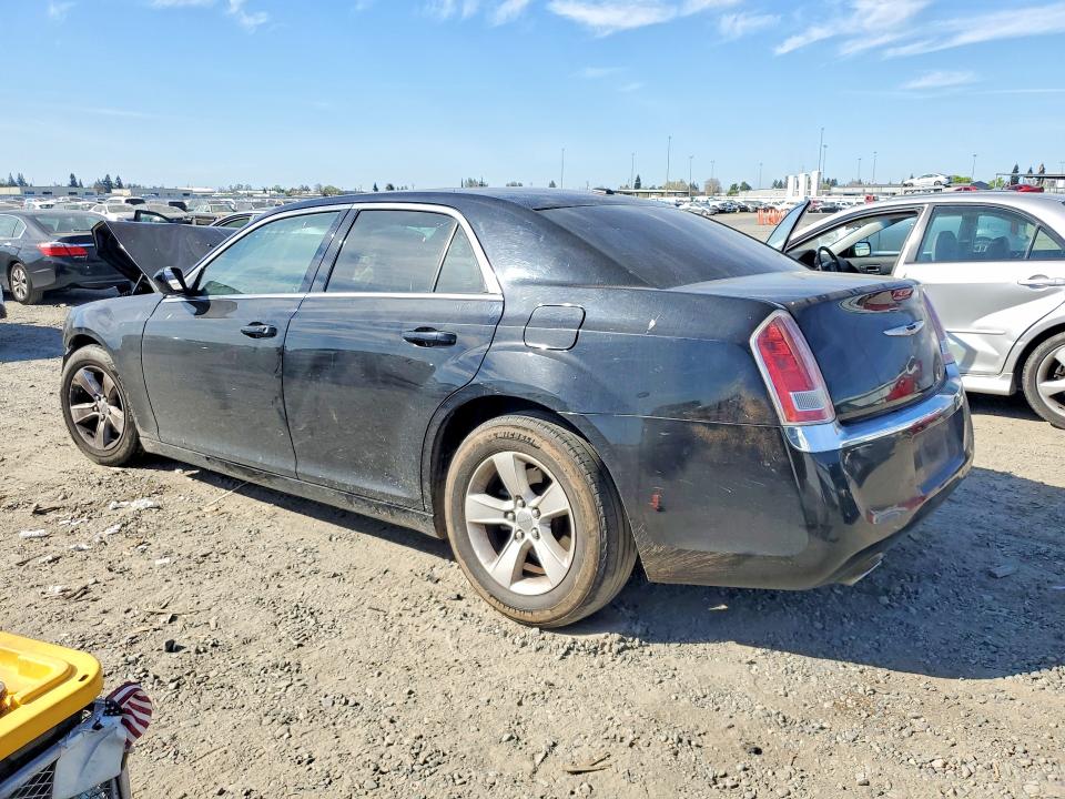 Auction sale of the 2014 Chrysler 300, vin: 2C3CCAAGXEH121664, lot number: 46302416