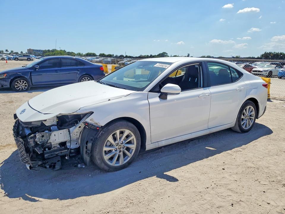 41999236 :رقم المزاد ، 4T1DAACKXSU650107 vin ، 2025 Toyota Camry مزاد بيع