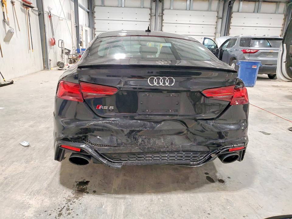 2022 Audi Rs5 მანქანა იყიდება აუქციონზე, vin: WUAAWCF52NA902550, აუქციონის ნომერი: 46267186