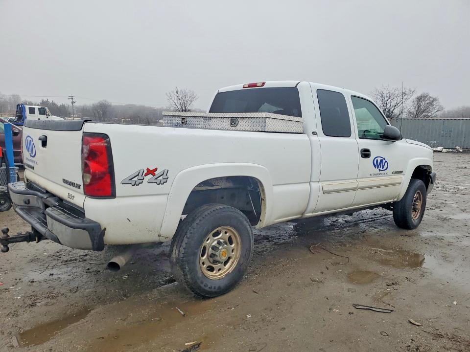 79554285 :رقم المزاد ، 1GCHK29UX4E232161 vin ، 2004 Chevrolet Silverado مزاد بيع