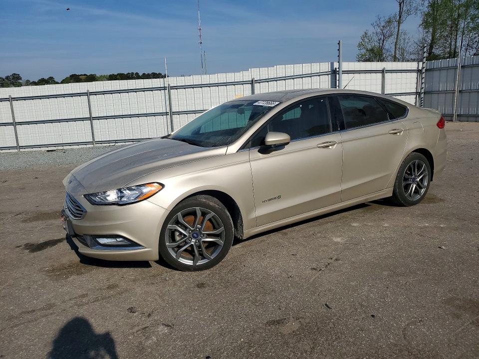 47728666 :رقم المزاد ، 3FA6P0LUXHR357059 vin ، 2017 Ford Fusion مزاد بيع