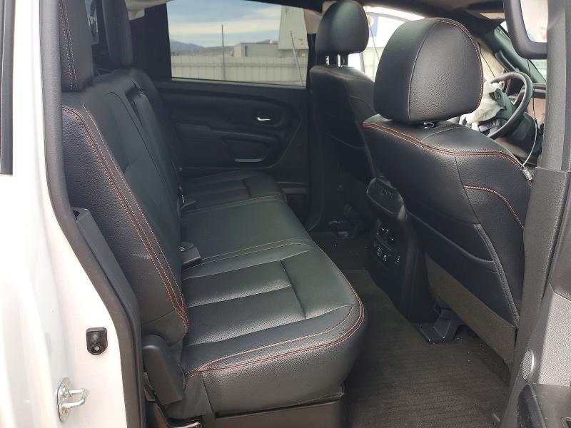 46105546 :رقم المزاد ، 1N6AA1EDXRN115060 vin ، 2024 Nissan Titan مزاد بيع