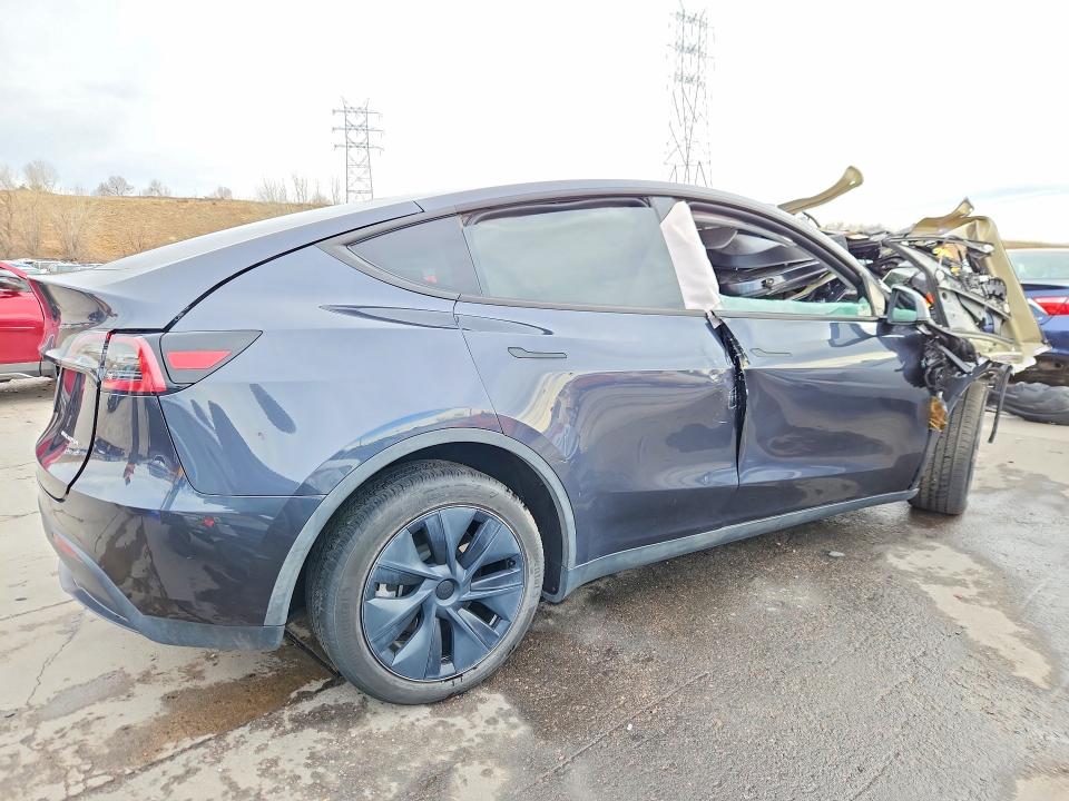 Продаж на аукціоні авто 2024 Tesla Model Y, vin: 7SAYGDEEXRF117354, номер лоту: 46136986