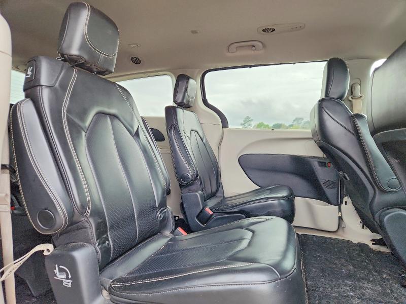45882576 :رقم المزاد ، 2C4RC1DG9LR182173 vin ، 2020 Chrysler Voyager مزاد بيع