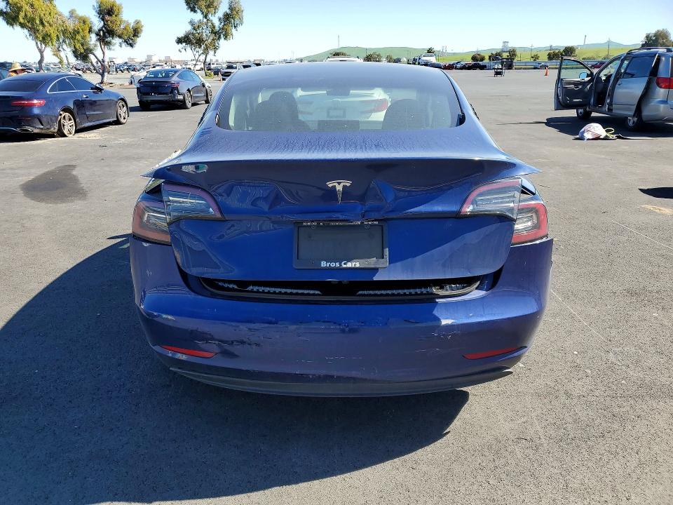 Продажа на аукционе авто 2023 Tesla Model 3, vin: 5YJ3E1EA6PF460376, номер лота: 79980685