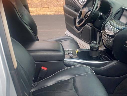 46560906 :رقم المزاد ، 5N1AL0MM8DC310499 vin ، 2013 Infiniti Jx35 مزاد بيع
