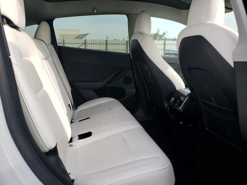 47952816 :رقم المزاد ، 7SAYGDEE9PF635887 vin ، 2023 Tesla Model Y مزاد بيع