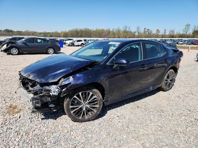 46676656 :رقم المزاد ، 4T1G11AK6MU526709 vin ، 2021 Toyota Camry مزاد بيع