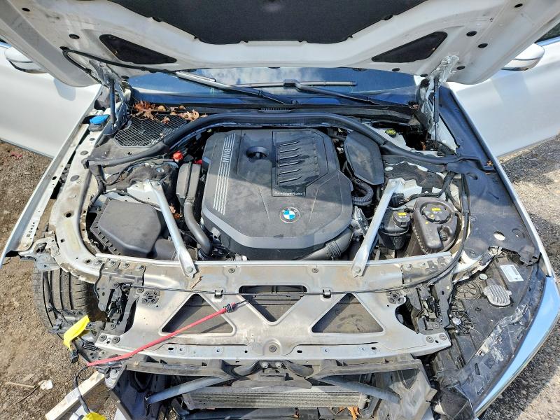 Продаж на аукціоні авто 2022 Bmw 740, vin: WBA7T2C00NCH62750, номер лоту: 45701916