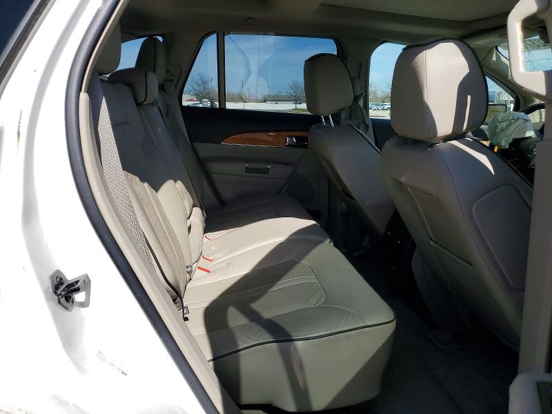 47323716 :رقم المزاد ، 2LMDJ6JK6FBL23946 vin ، 2015 Lincoln Mkx مزاد بيع