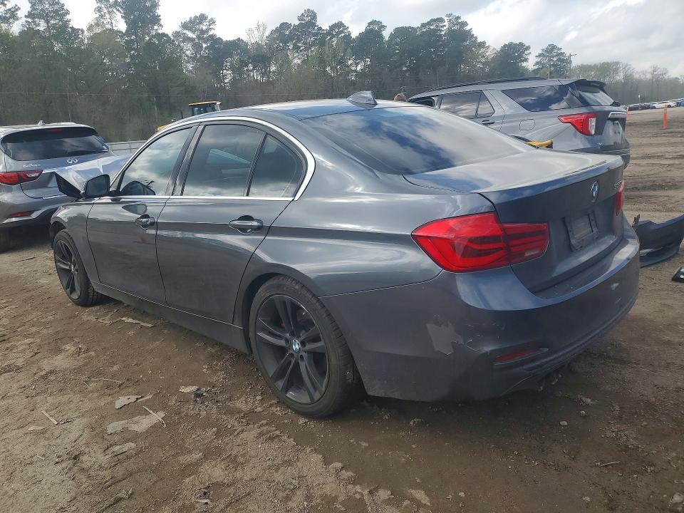 41713306 :رقم المزاد ، WBA8B9C51JEE83382 vin ، 2018 Bmw 330 مزاد بيع