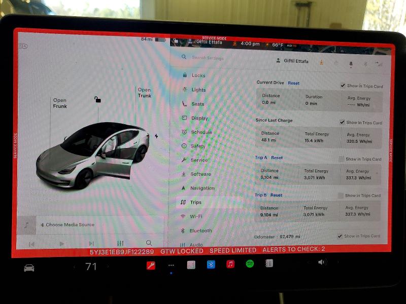 46840086 :رقم المزاد ، 5YJ3E1EB9JF122289 vin ، 2018 Tesla Model 3 مزاد بيع