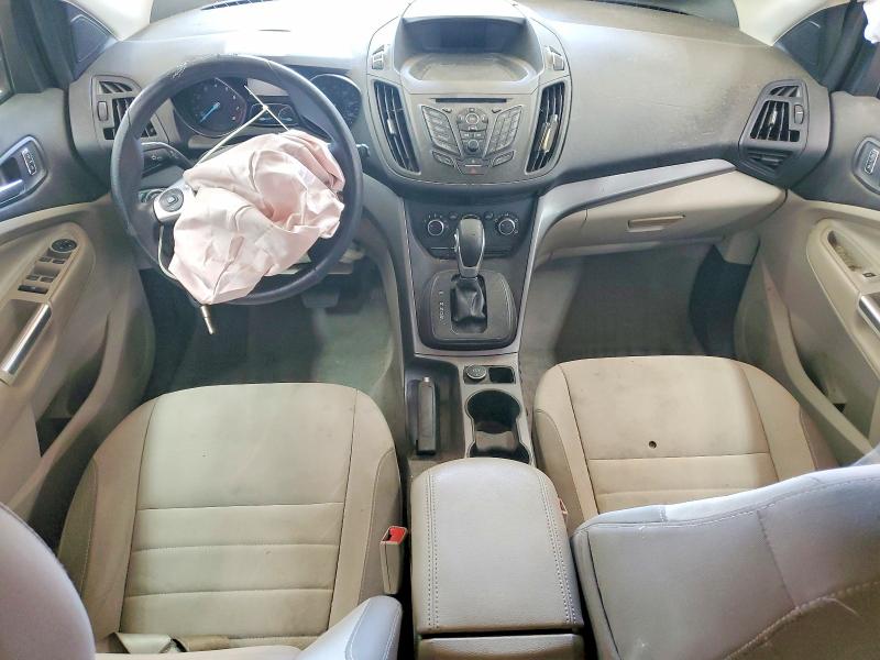 2015 Ford Escape მანქანა იყიდება აუქციონზე, vin: 1FMCU0GX3FUB69334, აუქციონის ნომერი: 46892566