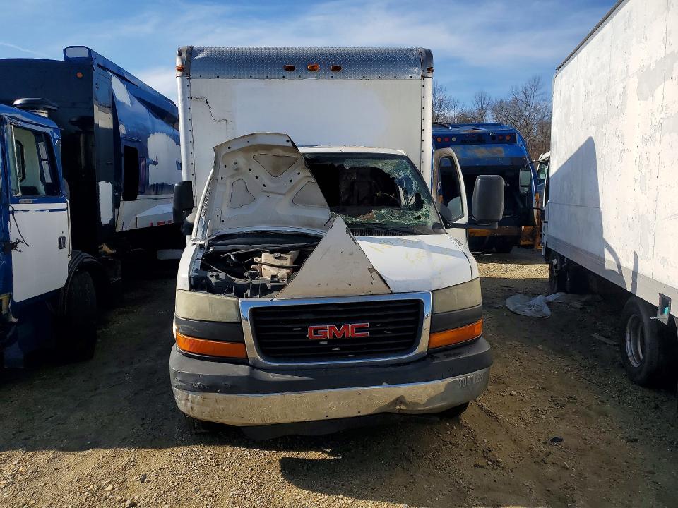 Aukcja sprzedaży 2005 Gmc Savana, vin: 1GDJG31U151142115, numer aukcji: 77958265