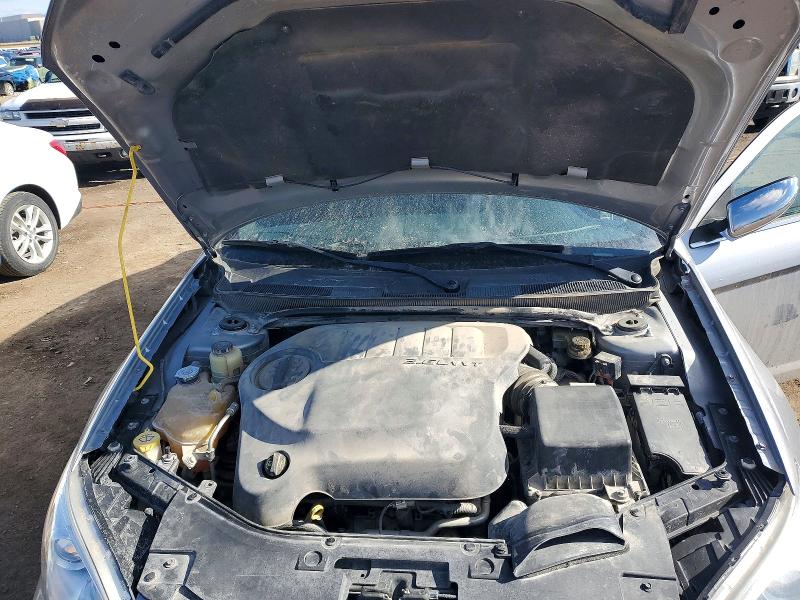 41743026 :رقم المزاد ، 1C3CCBCG6DN739296 vin ، 2013 Chrysler 200 مزاد بيع
