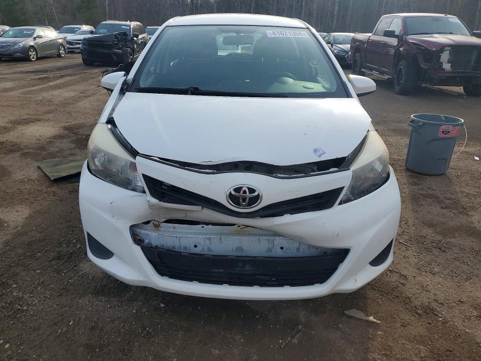 41621366 :رقم المزاد ، VNKKTUD35EA009913 vin ، 2014 Toyota Yaris مزاد بيع