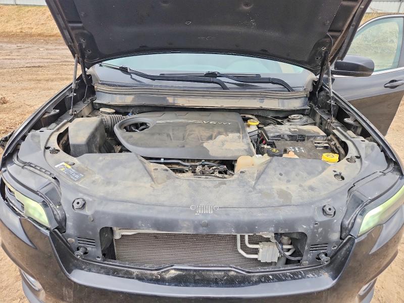 47611646 :رقم المزاد ، 1C4PJMDX9KD306278 vin ، 2019 Jeep Cherokee مزاد بيع