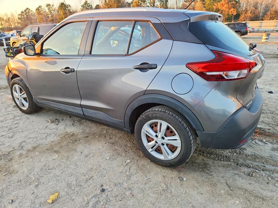 Продаж на аукціоні авто 2018 Nissan Kicks, vin: 3N1CP5CU3JL520902, номер лоту: 41976926