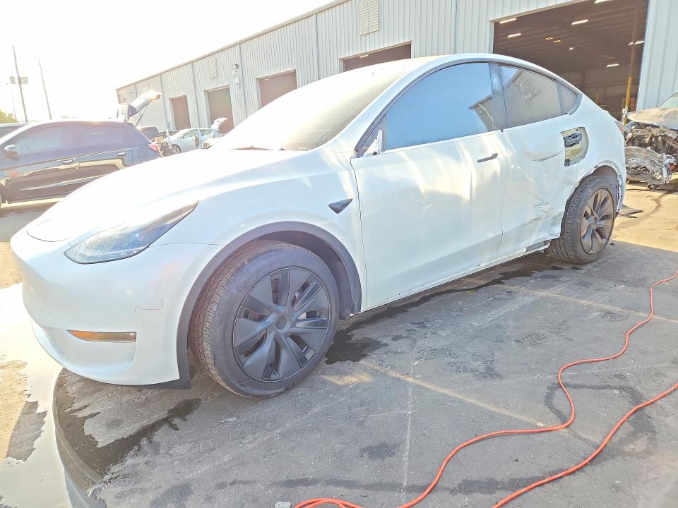 Aukcja sprzedaży 2025 Tesla Model Y, vin: 7SAYGAEE6SF303574, numer aukcji: 46811246