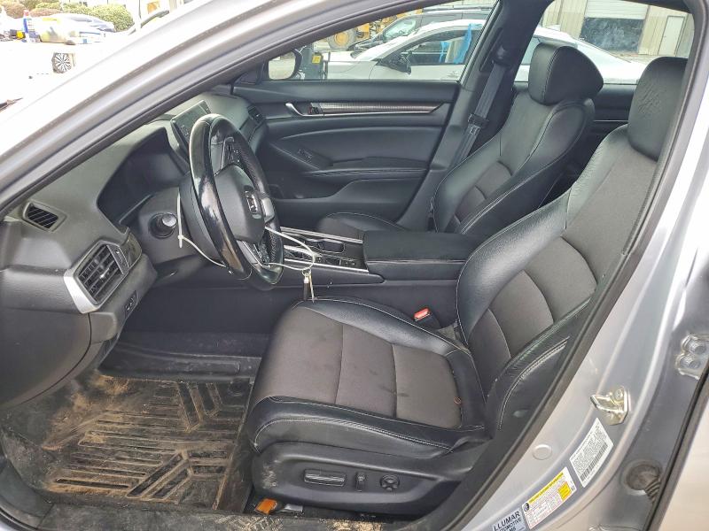 2018 Honda Accord მანქანა იყიდება აუქციონზე, vin: 1HGCV1F38JA205746, აუქციონის ნომერი: 45850036
