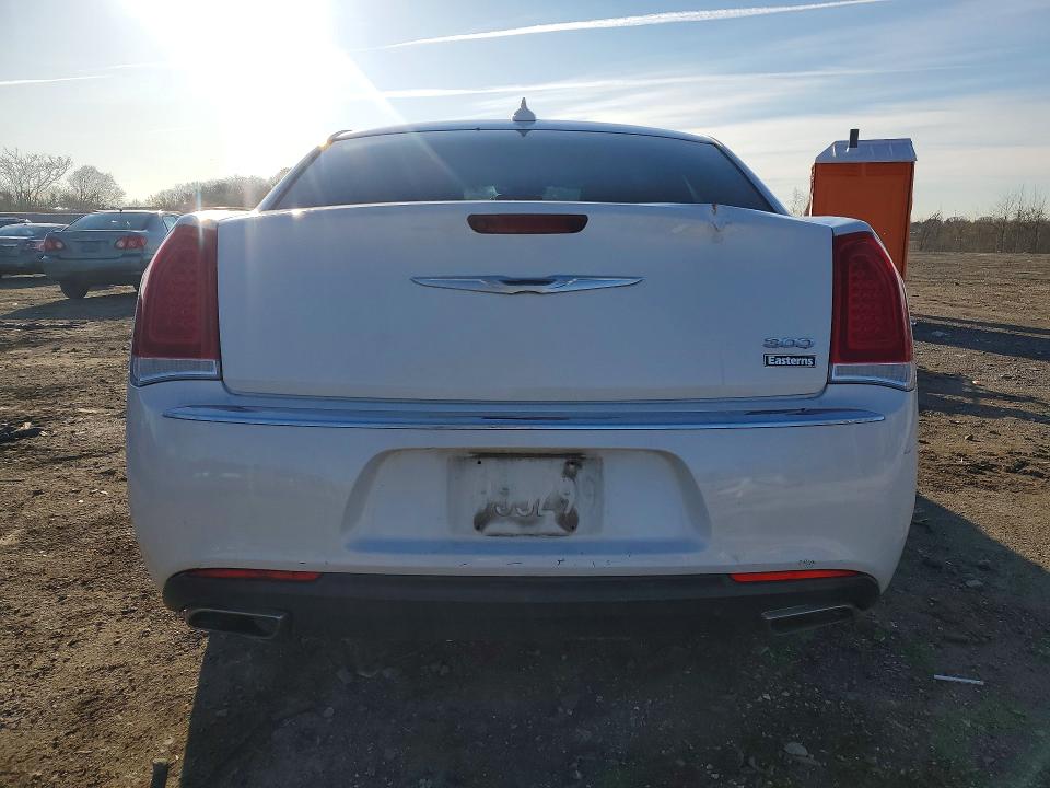 46731096 :رقم المزاد ، 2C3CCAAG9FH815554 vin ، 2015 Chrysler 300 مزاد بيع