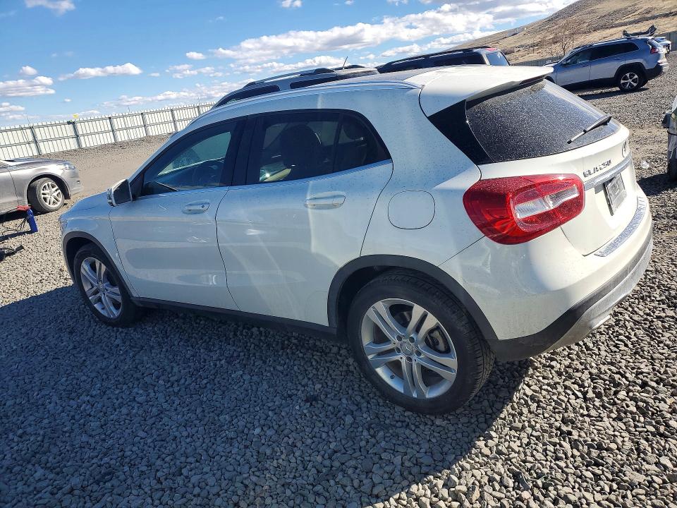 Продаж на аукціоні авто 2015 Mercedes-benz Gla, vin: WDCTG4GB0FJ039322, номер лоту: 79601485
