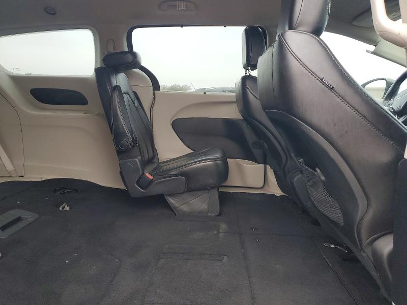 45819546 :رقم المزاد ، 2C4RC1DG2MR520479 vin ، 2021 Chrysler Voyager مزاد بيع