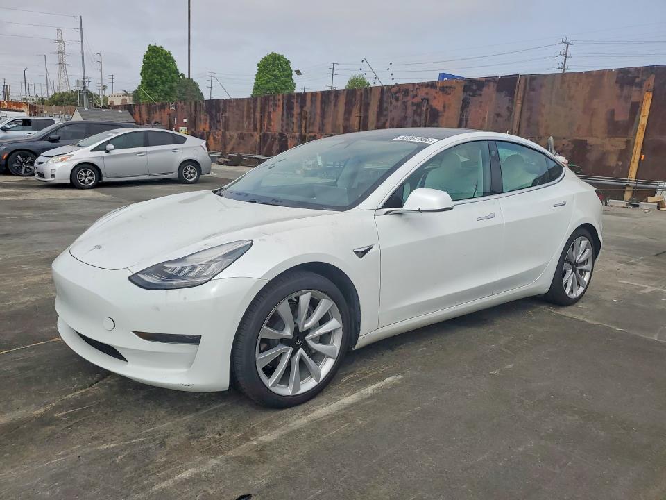 48082866 :رقم المزاد ، 5YJ3E1EAXLF775210 vin ، 2020 Tesla Model 3 مزاد بيع