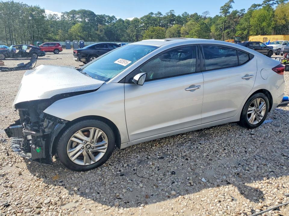 Продажа на аукционе авто 2019 Hyundai Elantra, vin: 5NPD84LFXKH460564, номер лота: 45828916