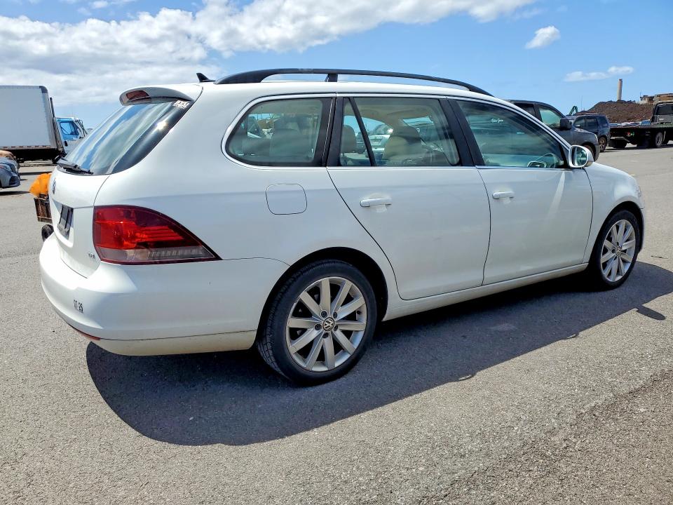 47572536 :رقم المزاد ، 3VWPL7AJ7EM610257 vin ، 2014 Volkswagen Jetta مزاد بيع
