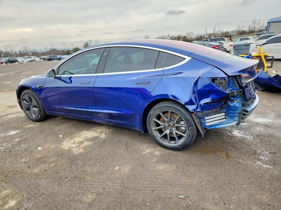 Продаж на аукціоні авто 2018 Tesla Model 3, vin: 5YJ3E1EAXJF005490, номер лоту: 79479715