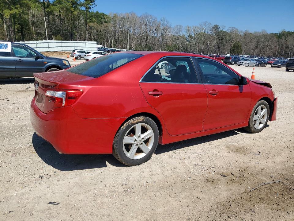 46855656 :رقم المزاد ، 4T1BF1FK5CU562801 vin ، 2012 Toyota Camry مزاد بيع