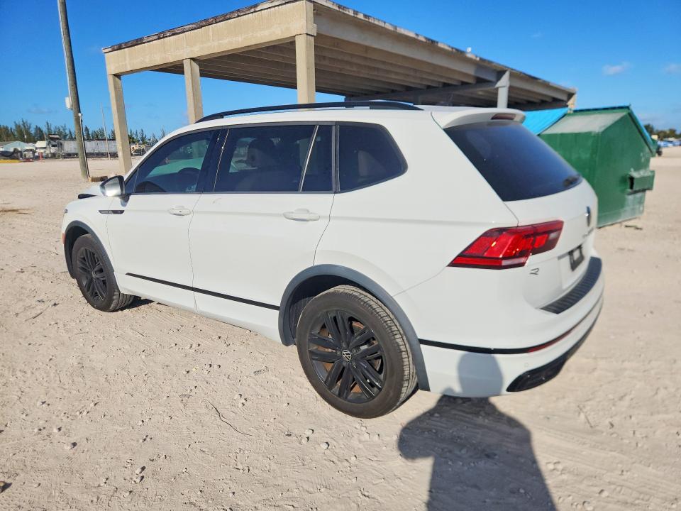 46001096 :رقم المزاد ، 3VV8B7AX6NM007302 vin ، 2022 Volkswagen Tiguan مزاد بيع
