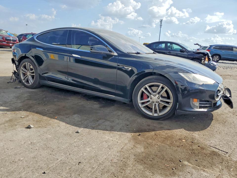 Aukcja sprzedaży 2015 Tesla Model S, vin: 5YJSA1H15FFP71556, numer aukcji: 45678946
