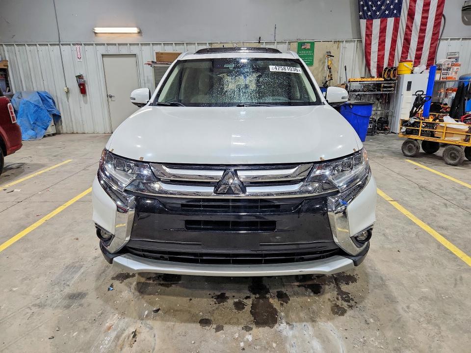 Продаж на аукціоні авто 2018 Mitsubishi Outlander, vin: JA4AZ3A32JZ025929, номер лоту: 47581036