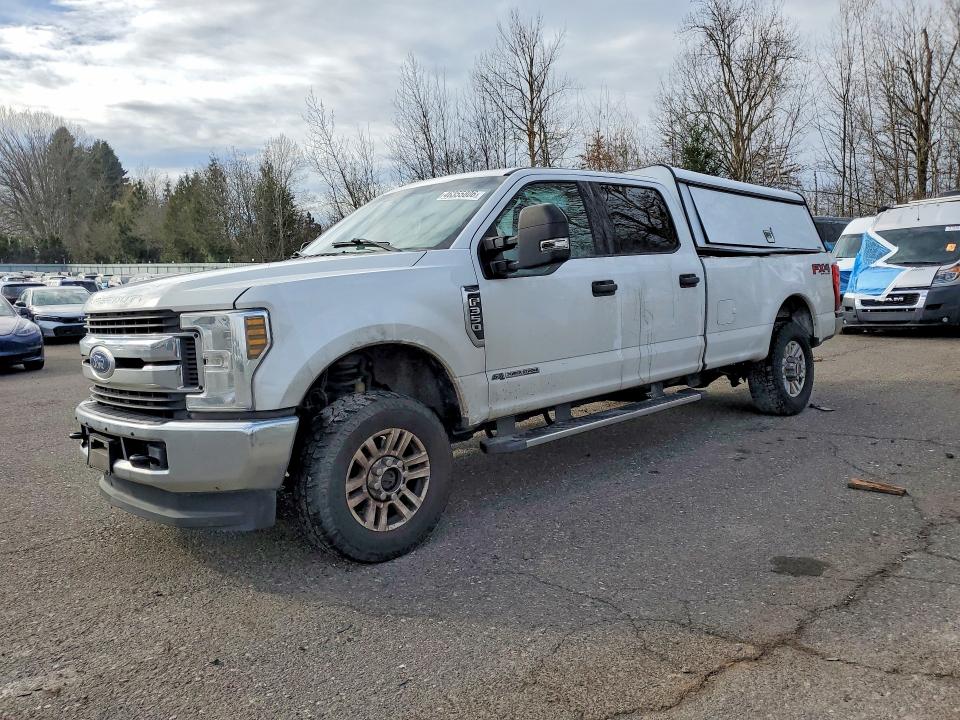 Auction sale of the 2018 Ford F350, vin: 1FT8W3BT2JEC72421, lot number: 46355806
