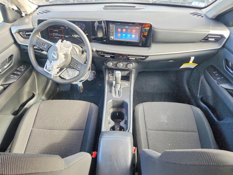 45782366 :رقم المزاد ، 3N8AP6BB8SL377929 vin ، 2025 Nissan Kicks مزاد بيع