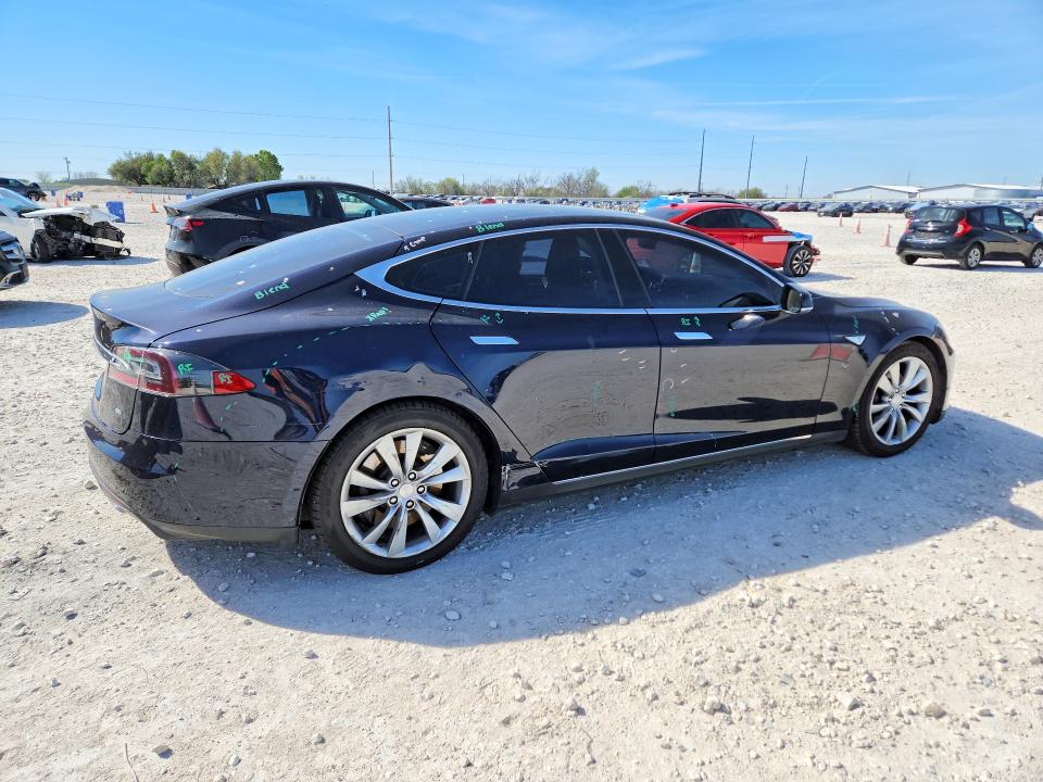 2015 Tesla Model S მანქანა იყიდება აუქციონზე, vin: 5YJSA1S15FFP77088, აუქციონის ნომერი: 78950005