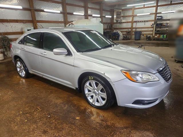 79826935 :رقم المزاد ، 1C3BC1FB6BN562364 vin ، 2011 Chrysler 200 مزاد بيع