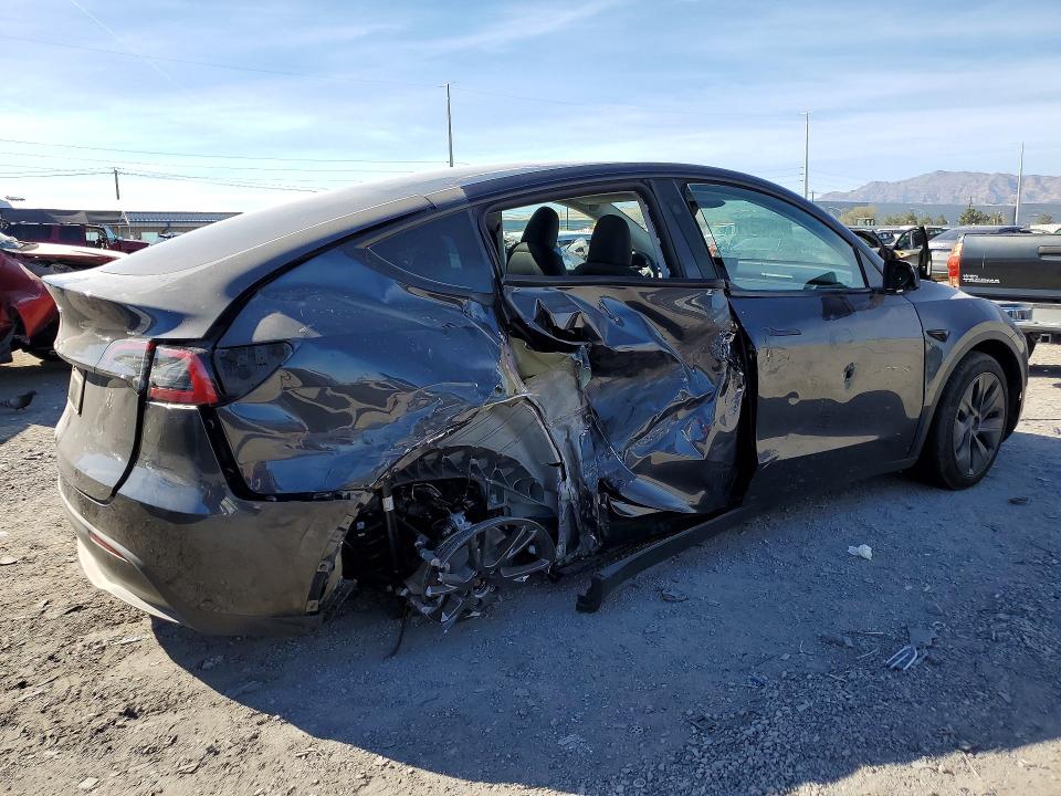 Продаж на аукціоні авто 2025 Tesla Model Y, vin: 7SAYGDED6SF234023, номер лоту: 46634216
