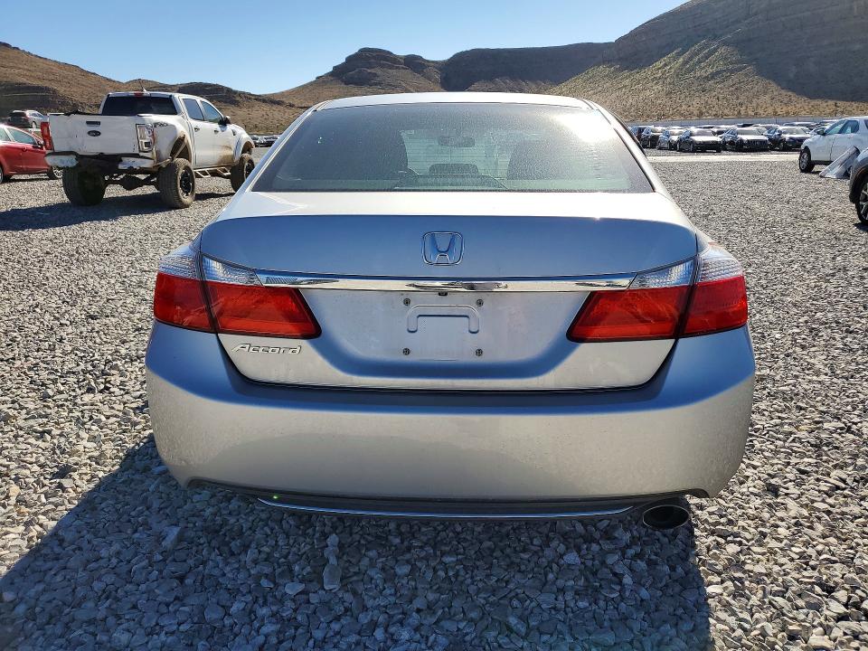 2015 Honda Accord მანქანა იყიდება აუქციონზე, vin: 1HGCR2F39FA195682, აუქციონის ნომერი: 46347436