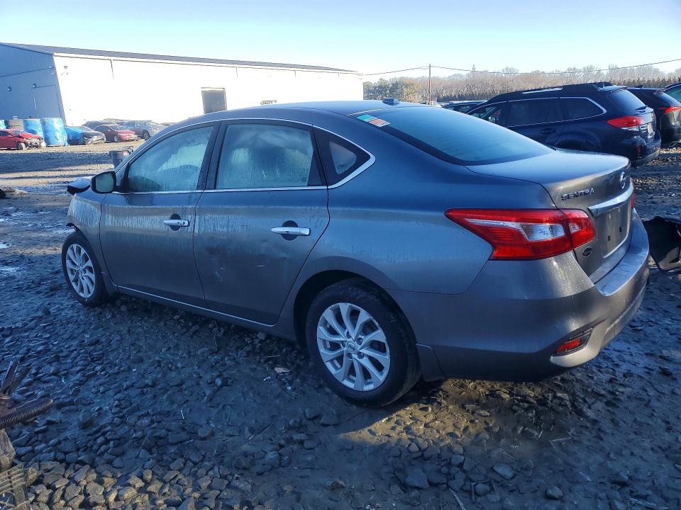 79473165 :رقم المزاد ، 3N1AB7AP5JY346798 vin ، 2018 Nissan Sentra مزاد بيع