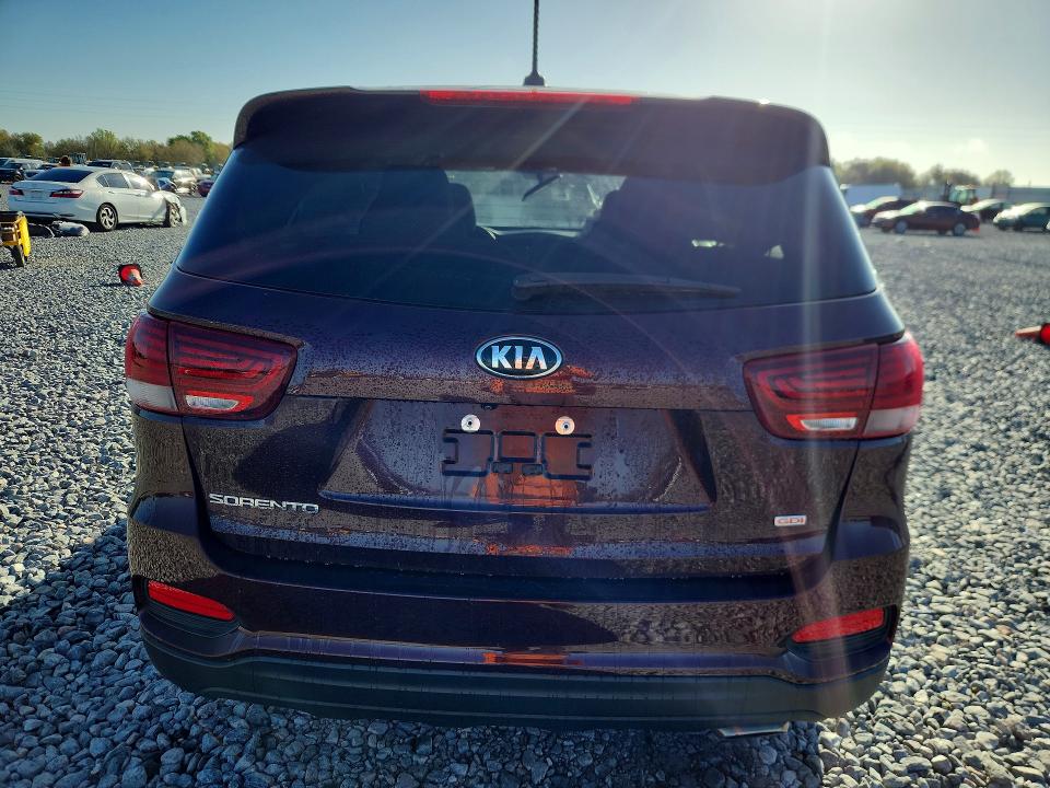 45569796 :رقم المزاد ، 5XYPG4A35KG512375 vin ، 2019 Kia Sorento مزاد بيع