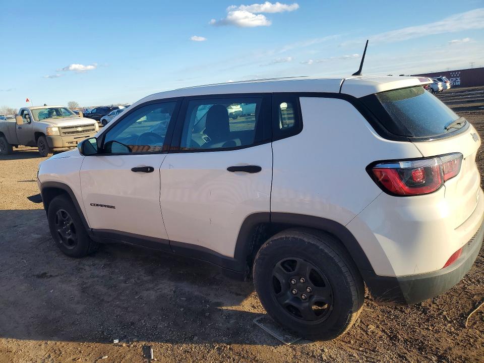 2018 Jeep Compass მანქანა იყიდება აუქციონზე, vin: 3C4NJCABXJT318832, აუქციონის ნომერი: 46046956