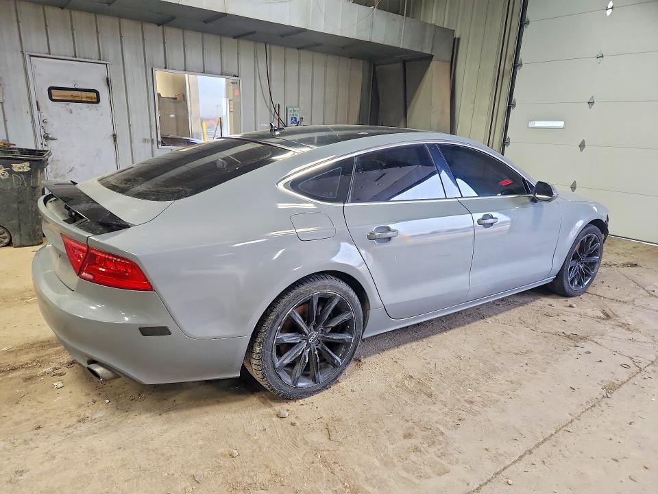 2015 Audi A7 მანქანა იყიდება აუქციონზე, vin: WAUWGAFC2FN004394, აუქციონის ნომერი: 46752786