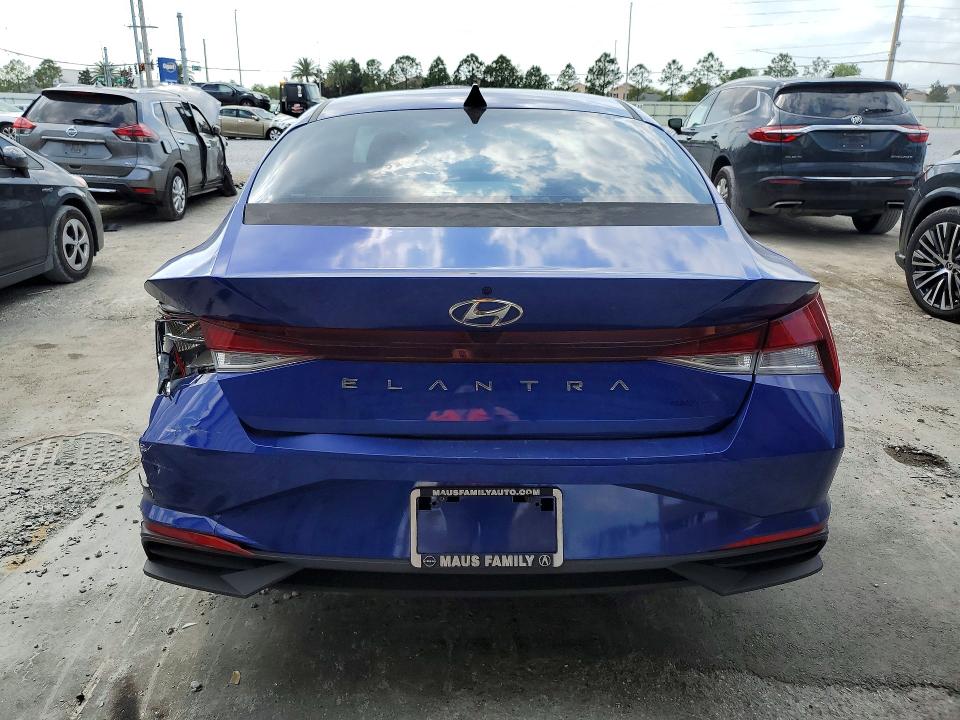 2022 Hyundai Elantra მანქანა იყიდება აუქციონზე, vin: KMHLS4AG6NU252289, აუქციონის ნომერი: 45494446