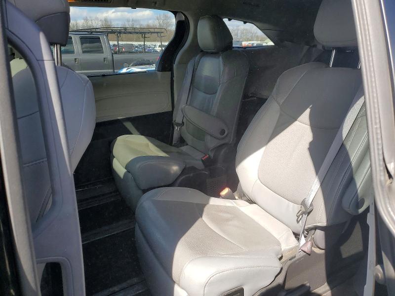 46300126 :رقم المزاد ، 5TDZSKFC5NS064814 vin ، 2022 Toyota Sienna مزاد بيع