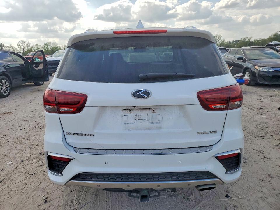 2019 Kia Sorento მანქანა იყიდება აუქციონზე, vin: 5XYPKDA58KG539988, აუქციონის ნომერი: 47269526